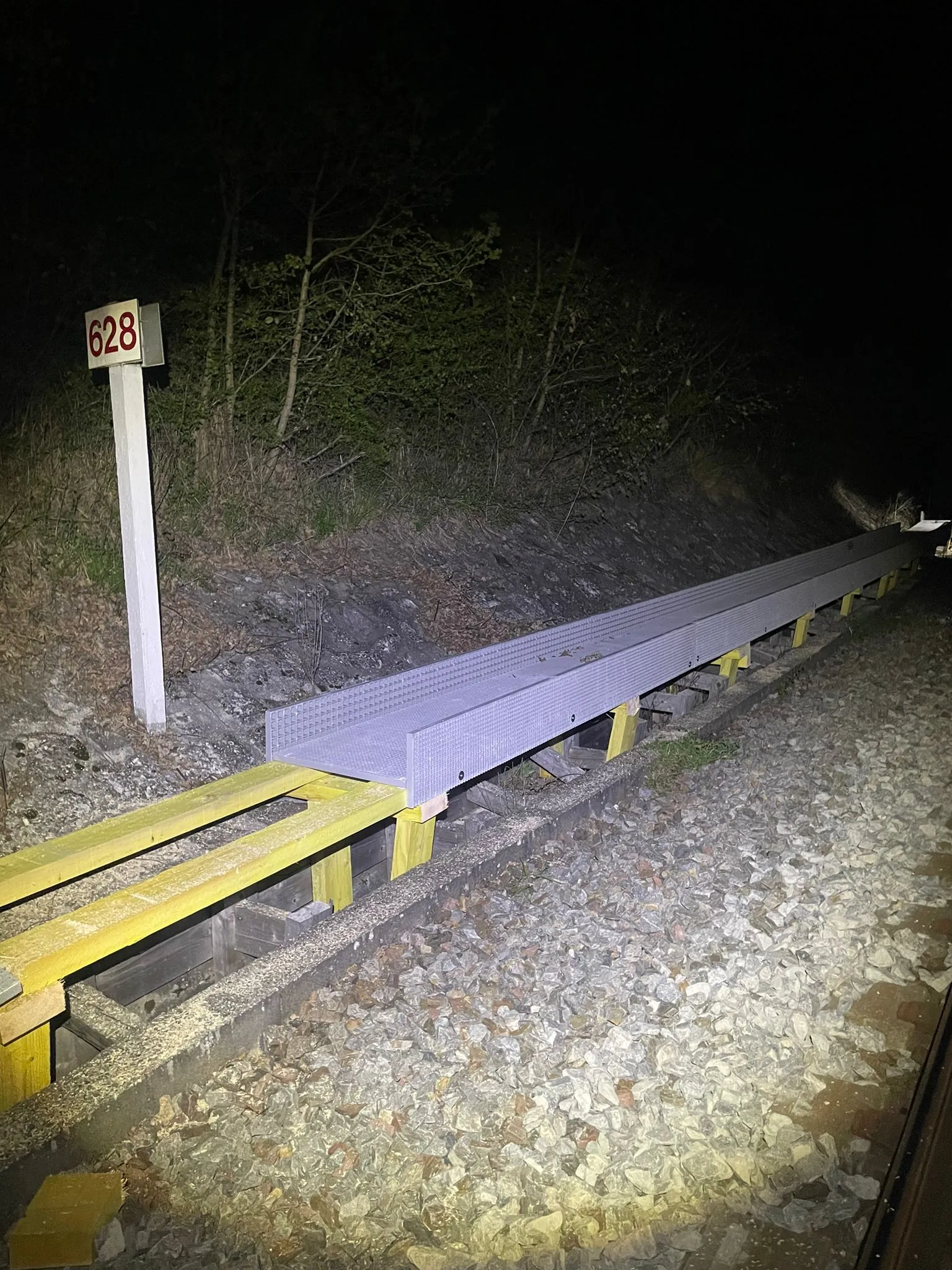 Passerelle provisoire pour la sécurisation des travaux de suite rapide caténaire — Cahors